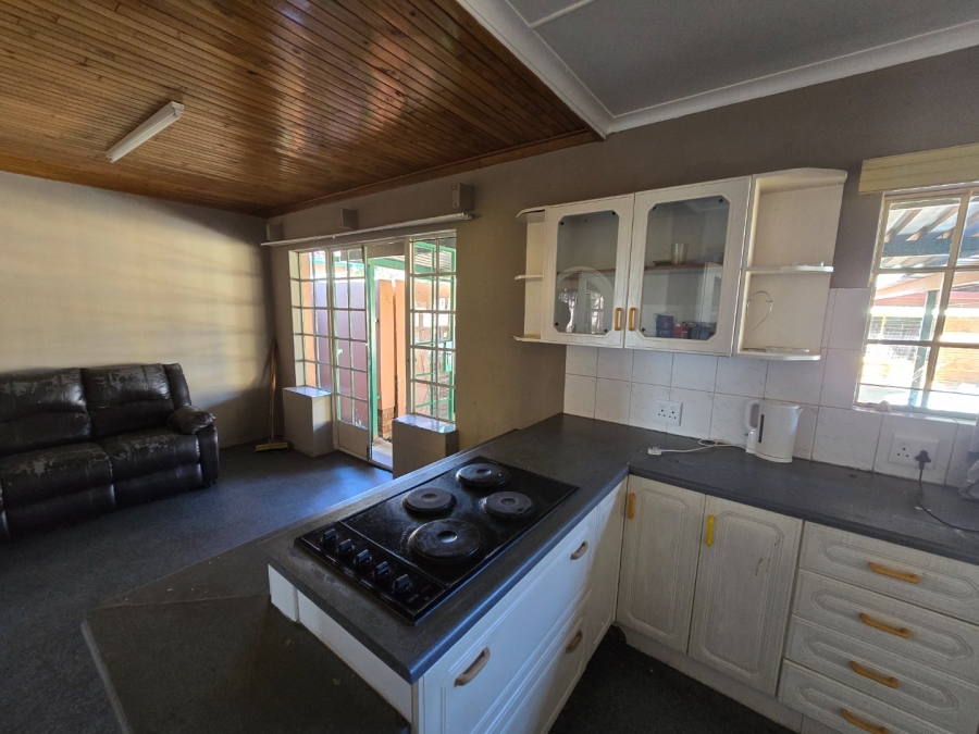 12 Bedroom Property for Sale in Universitas Free State